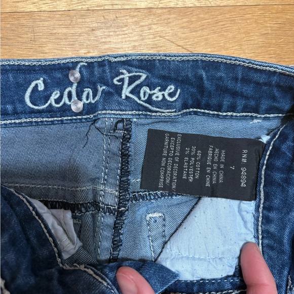 Cedar Rose Girls Jean with embroidered Cow Skull - Picture 2 of 5